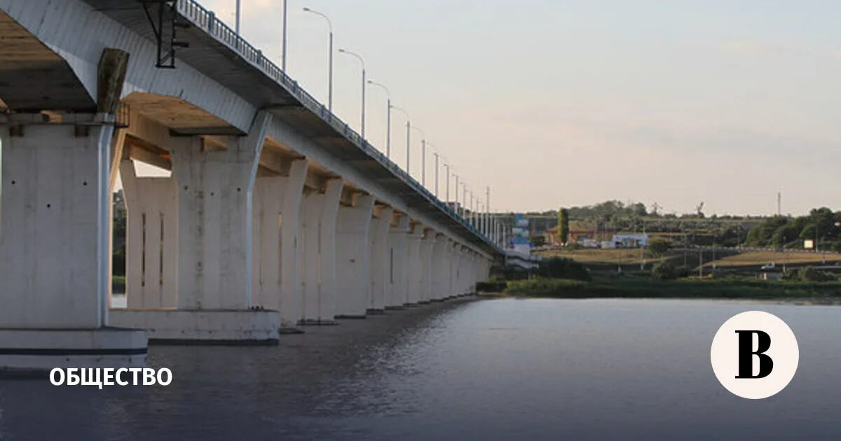 Мост канал херсон. Таврийск херсонская область. Новая каховка северо крымский канал. Антоновский железнодорожный мост херсон. Мост канал херсон.