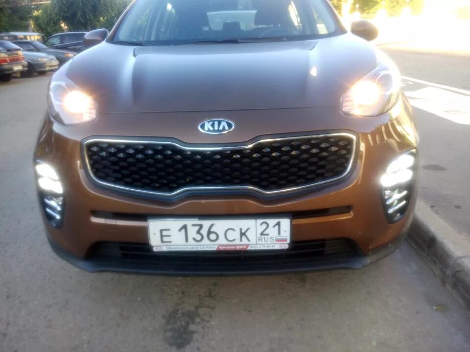 Дхо спортейдж. Лампочки в Kia Sportage 4. Kia Sportage 2019 ходовые огни. ПТФ Спортейдж 4. Светодиодные лампы на Киа Спортейдж 4.