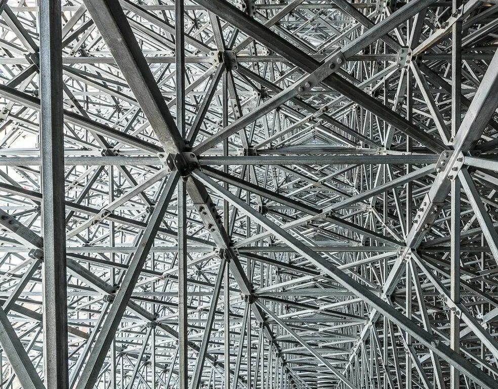 Тип металлических конструкций. Металлические конструкции в строительстве. Балка ш1 25. Металлический каркас здания. Ферма лстк.