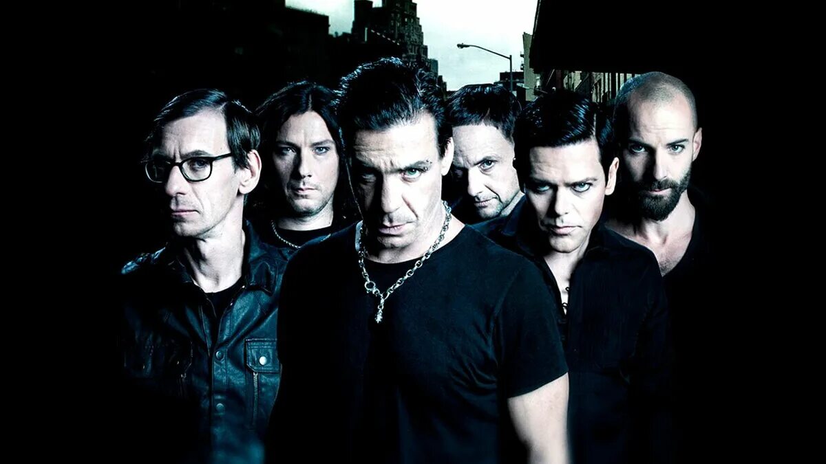 Rammstein ist. Группа рамштайн. Рок группа Rammstein. Группа Rammstein 2022. Рамштайн состав.