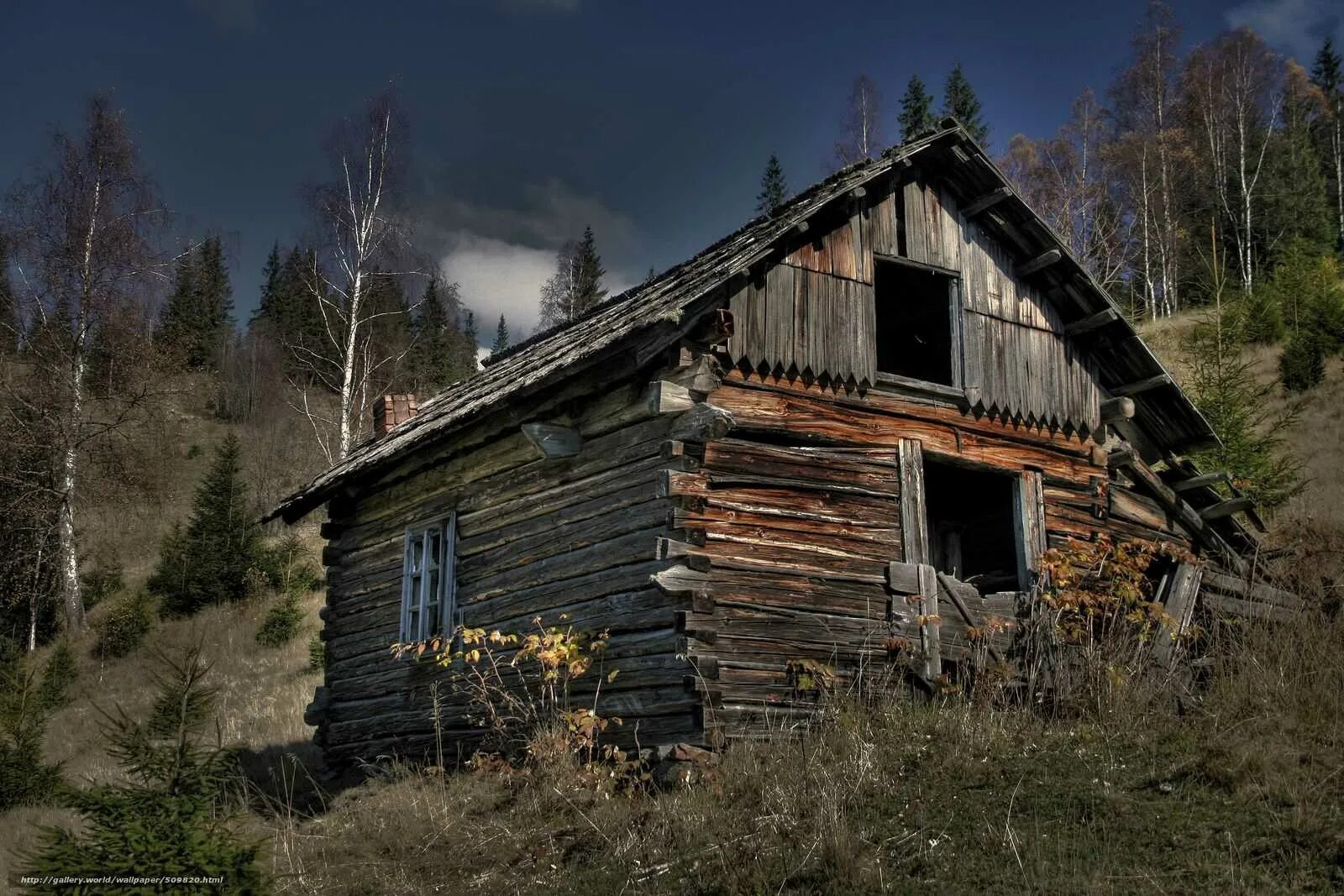 Домик на самой окраине песня. Биянка заброшенная деревня. Заброшеные деревни Урала. Заброшеные деревни Костромская. Тайга заброшеные деревни.