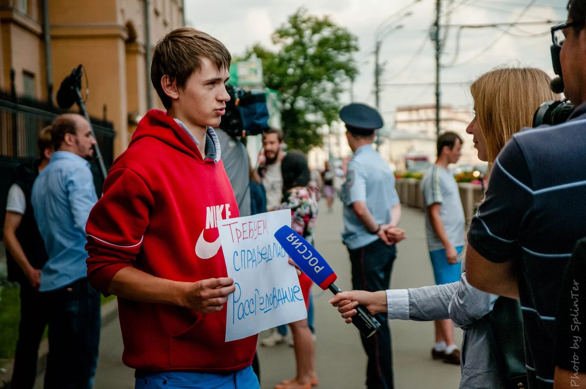 Граждан а также выступает в. Молодежь и право. Нарушение прав и свобод человека. Правая молодежь.