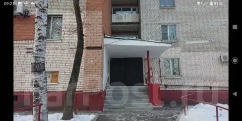 Напротив подъездов