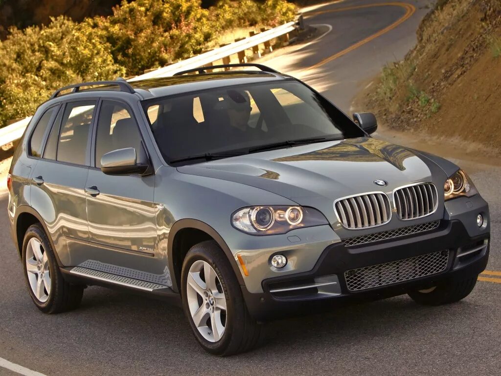 Bmw x5 топливо. БМВ x5 e70. БМВ x5 2008. БМВ x5 70. BMW x5 е70.