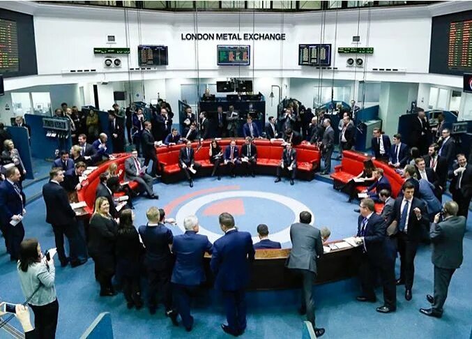 Лондонская биржа металлов (lme). Лондонская биржа цветных металлов. Сталь на лондонская биржа. Торги на лондонской бирже. Склады lme.