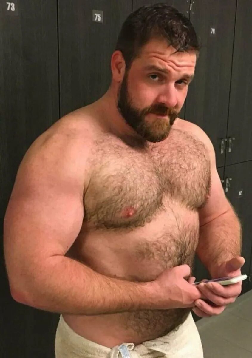 Hairy telegram. Мужчина muscle hairy Bear. Big мужик Bears. Bears Beefy man. Muscle Беард ман.