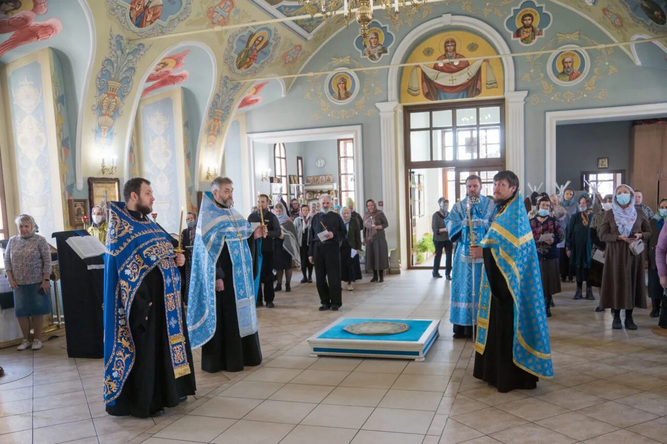 доброе утро великой субботы перед пасхой. лазарева суббота чинопоследование утрени. накануне субботы. родительская суббота в 2021 в марте. духовенство сарапульская епархия борос.