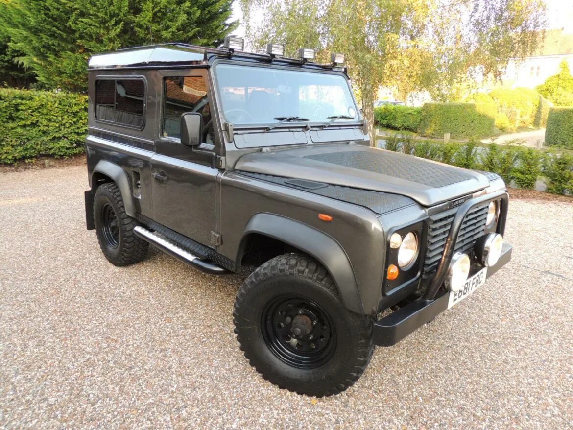 Defender 200. Ленд Ровер Дефендер д90. Defender 90. Дефендер 110 1990. Дефендер 200.