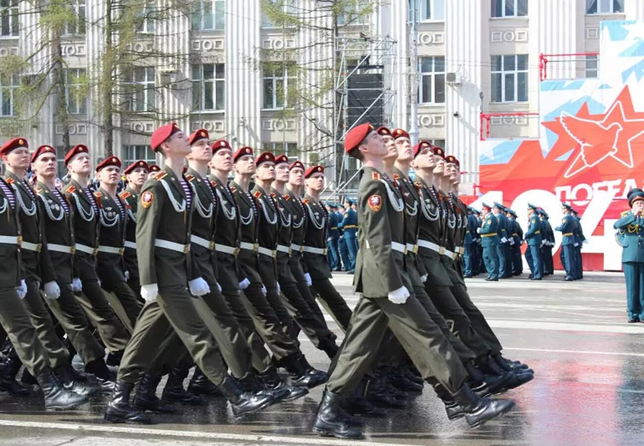 Парад Победы Пермь. Парад Победы 9 мая Пермь. Парад на день Победы в Перми. День Победы парад. Пермский парад