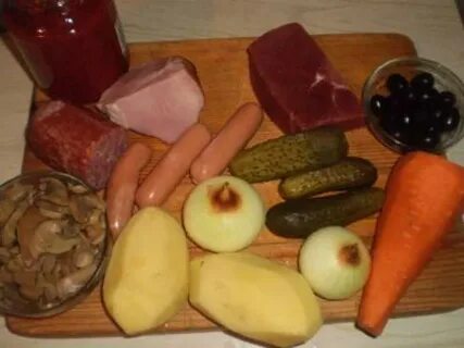 Солянка простая с колбасой и картошкой