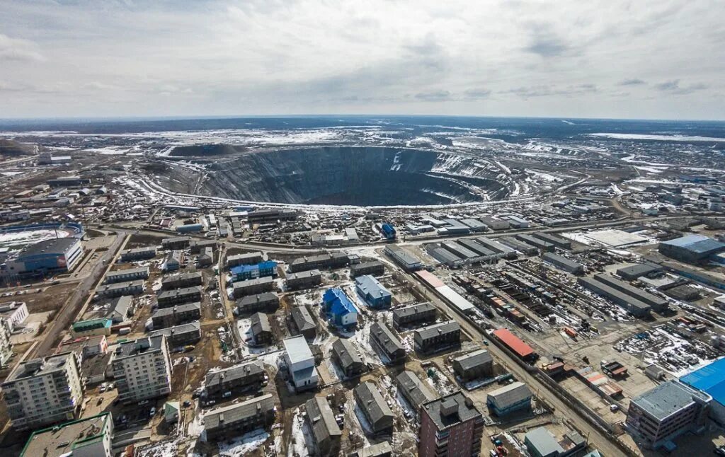 центр республики саха. якутск столица республики саха. мирный город мирный якутия. часовые пояса якутии по районам. мирный якутия.