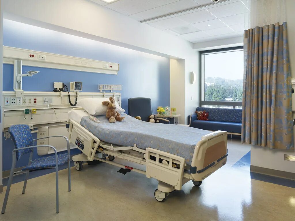 Patient room. Клиника в Лос Анджелесе. Больница в Лос Анджелесе палата. Госпиталь США палата. Госпиталь в Америке современная клиника.