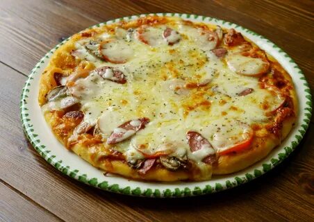 Пицца с шампиньонами колбасой рецепт