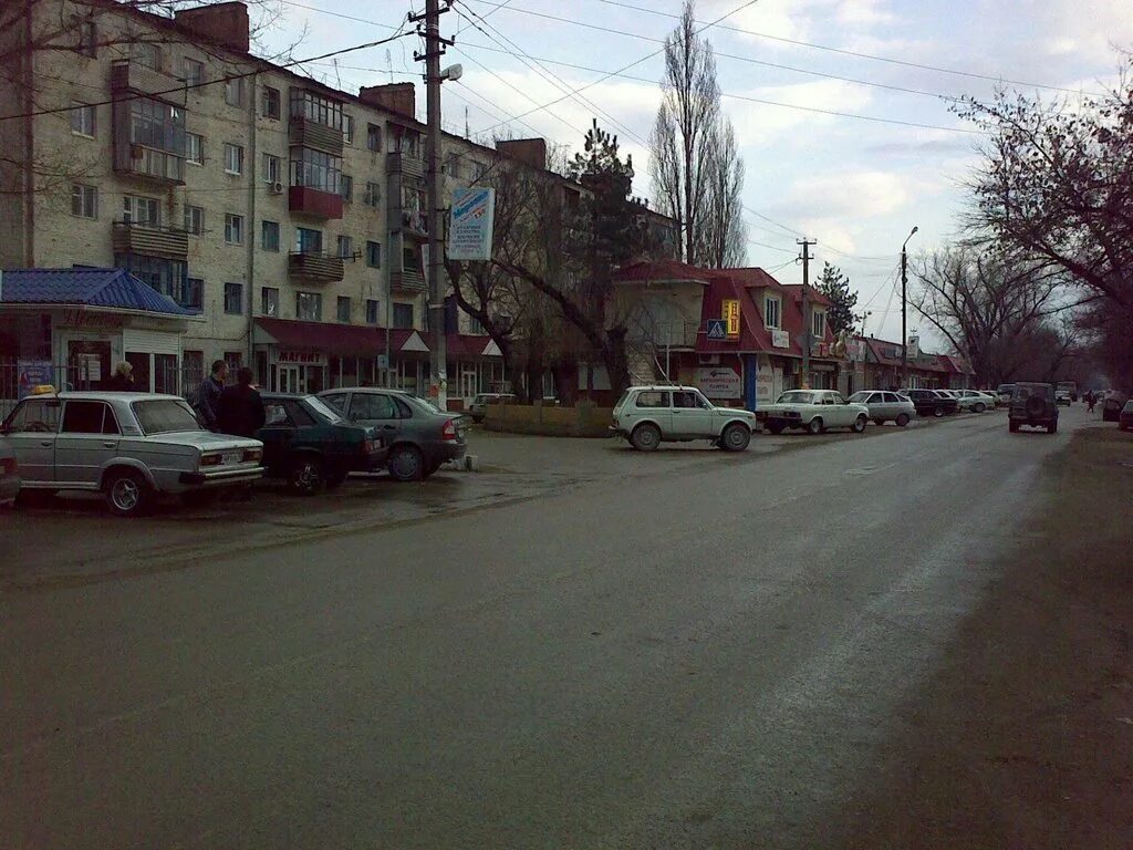 площадь ленина в крымске. крымск центр города. крымск краснодарский край. улицы города крымска. главная улица города крымска.