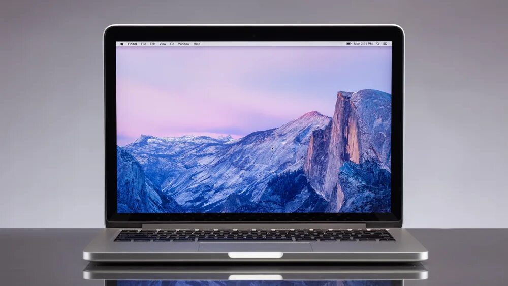 Данные макбук. Macbook pro 13 2015. macbook pro 13 retina 2015. макбук pro 2015 13 retina. macbook pro 2025.