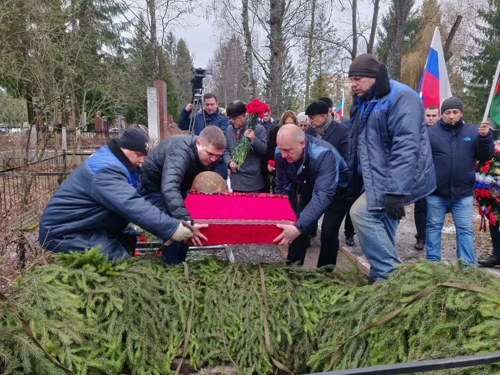 Ковшовское кладбище Брянск. Сегодня в Брянской области захоронен. Красный стег жил городок Брянский обл. Новости брянской области о войне брянска последние