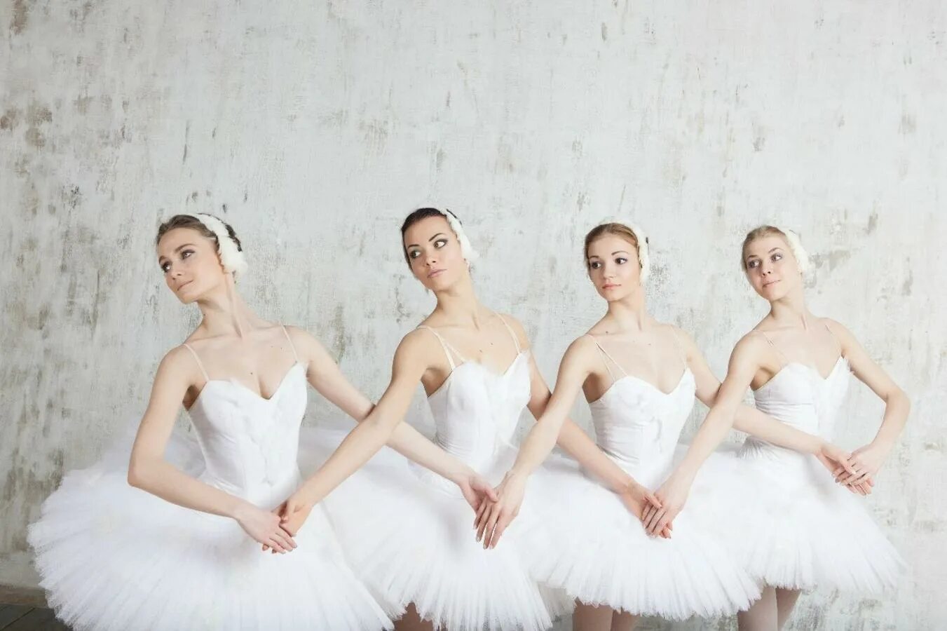три балерины. группа балерин. балерина фотосессия. грация балет. олич балерина.
