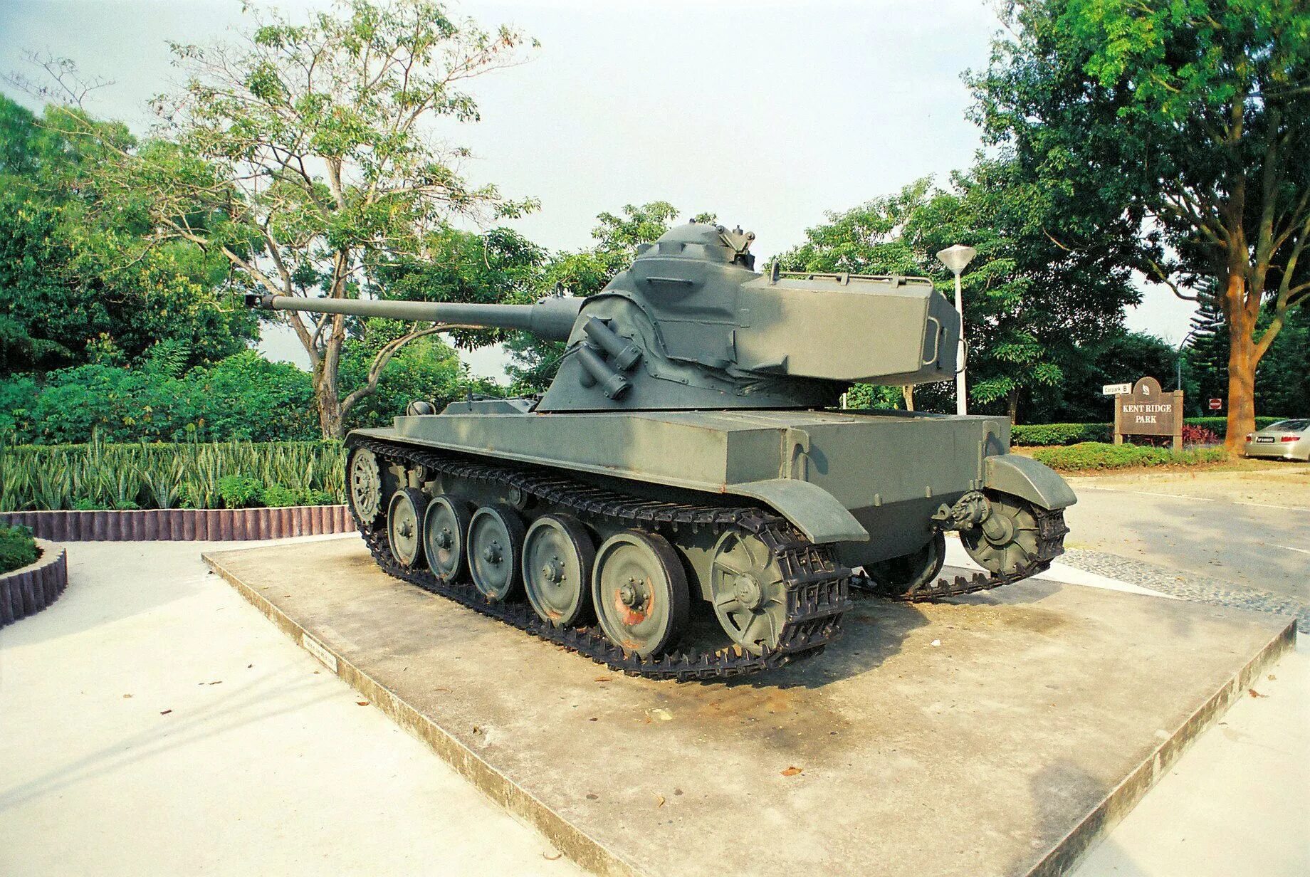 French 13. AMX-13 танк. Французские танки АМХ-13. Французский танк AMX-13. AMX-13sm1.