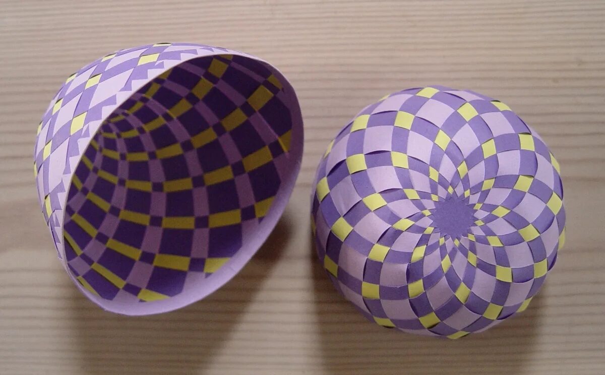 пасхальное яйцо из цветной бумаги. яйцо из картона объемное. пасхальное яйцо квиллинг. яйцо из бумаги объемное. яйцо из бумаги объемное.