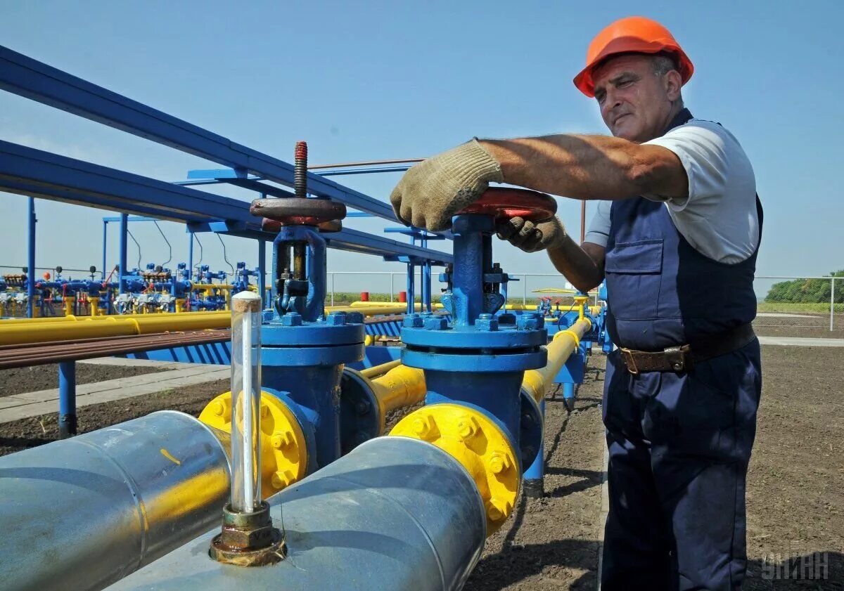 Поставки газа. Газовая труба. Газовая труба на Украине.