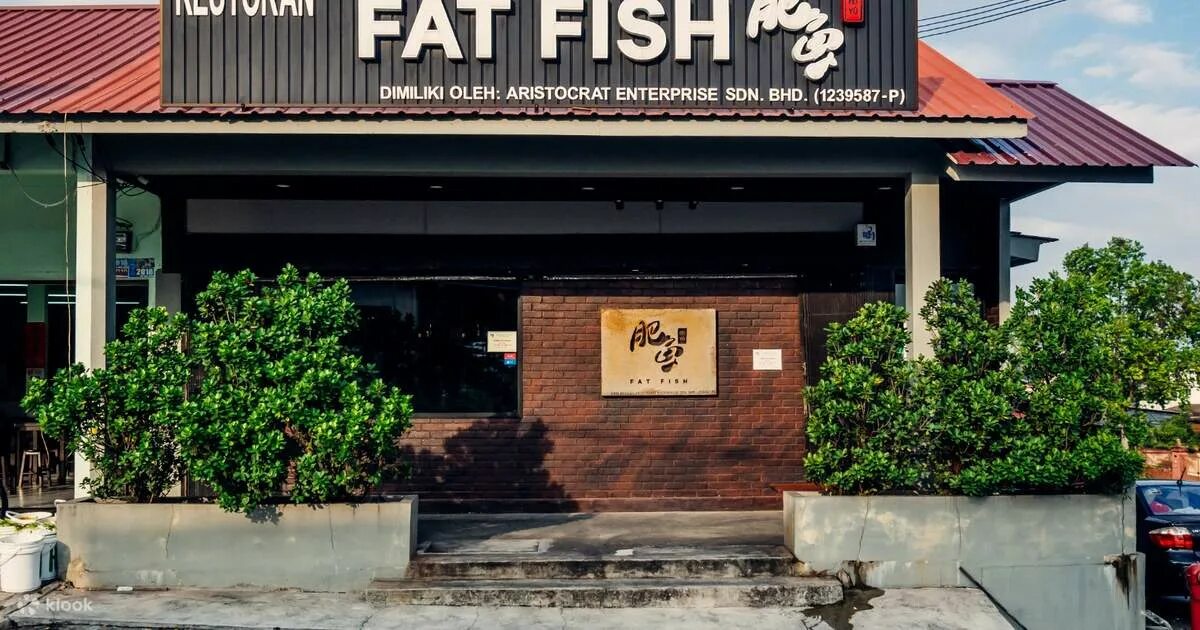 A fat fish. A fat fish. Fat fish. A fat fish. A fat fish.