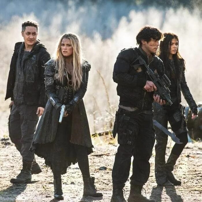 Джаспер сотня. Сотня / the 100 (2014 – наст. Обойтись сотня. Кларк и лекса. Время).