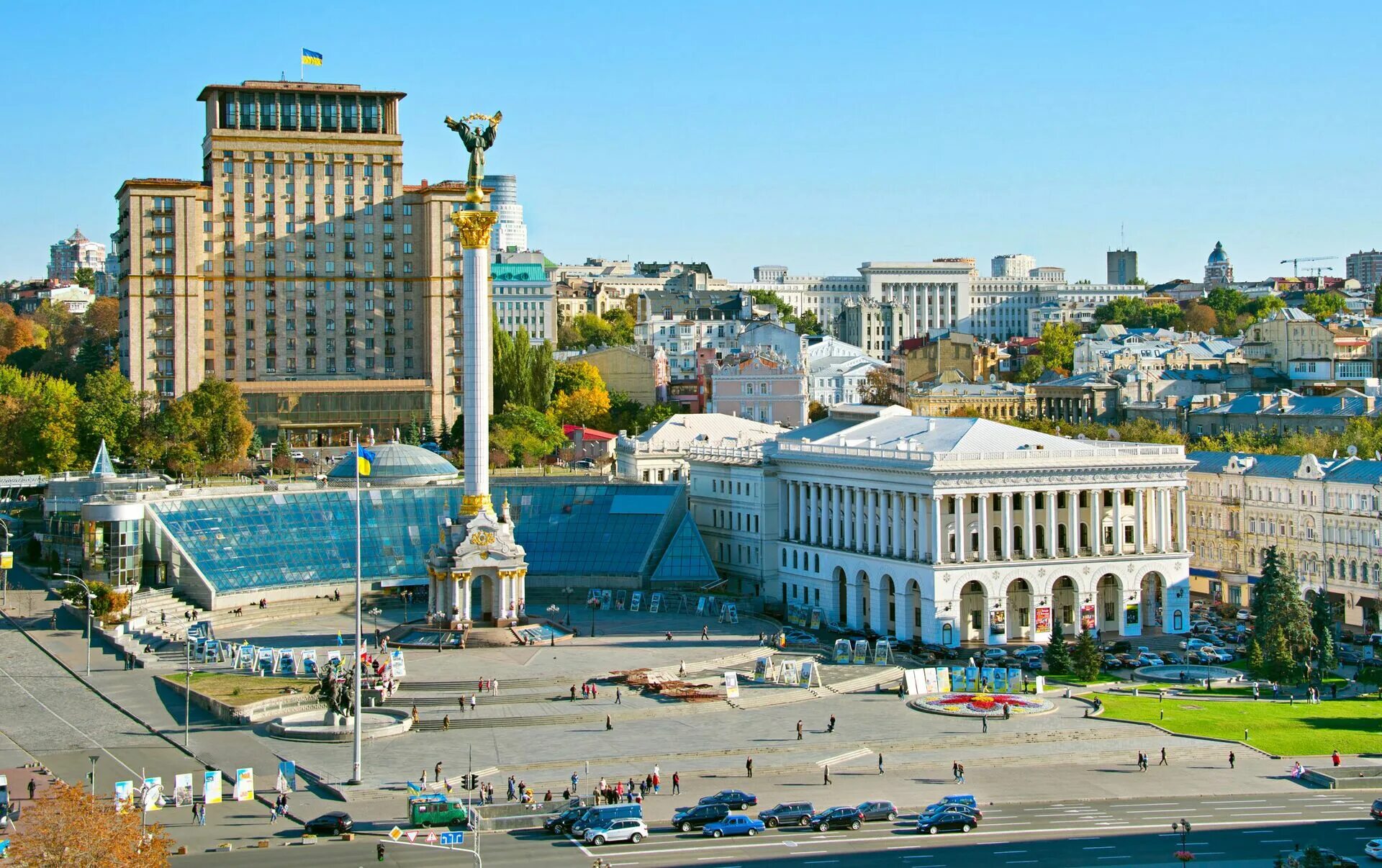 В контакте киев украина. Площадь независимости Киев. Площадь Незалежности в Киеве. Площадь Незалежности в Киеве фото. Площадь Майдана в Киеве.