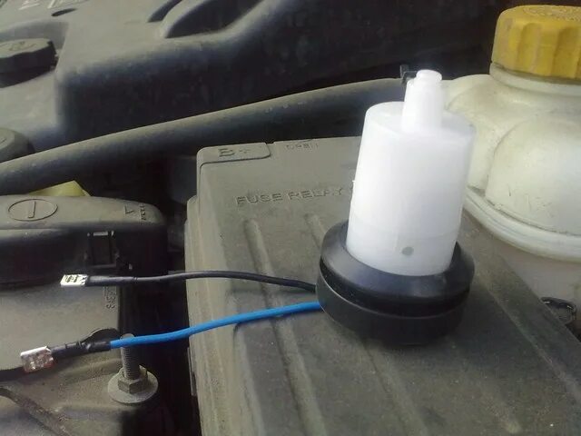 установка омывающей жидкости. установка омывающей жидкости. установка омывающей жидкости. датчик уровня омывателя жидкости лансер 10. установка омывающей жидкости.