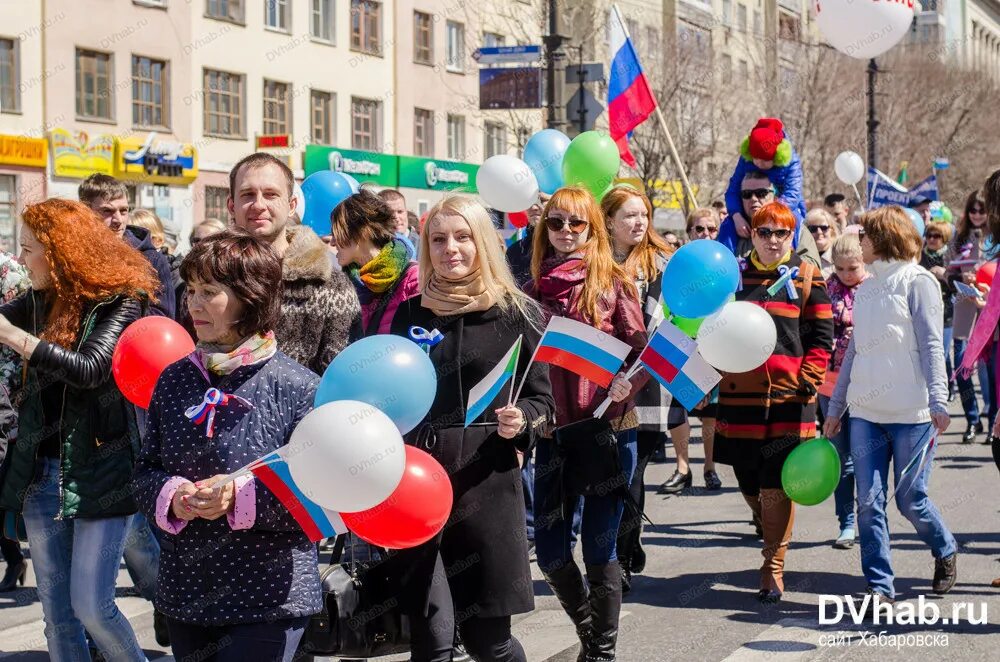 1 май хабаровск. Первомайский праздник в городе. Праздничное шествие. 1 Мая. Демонстрация 1 мая в России.
