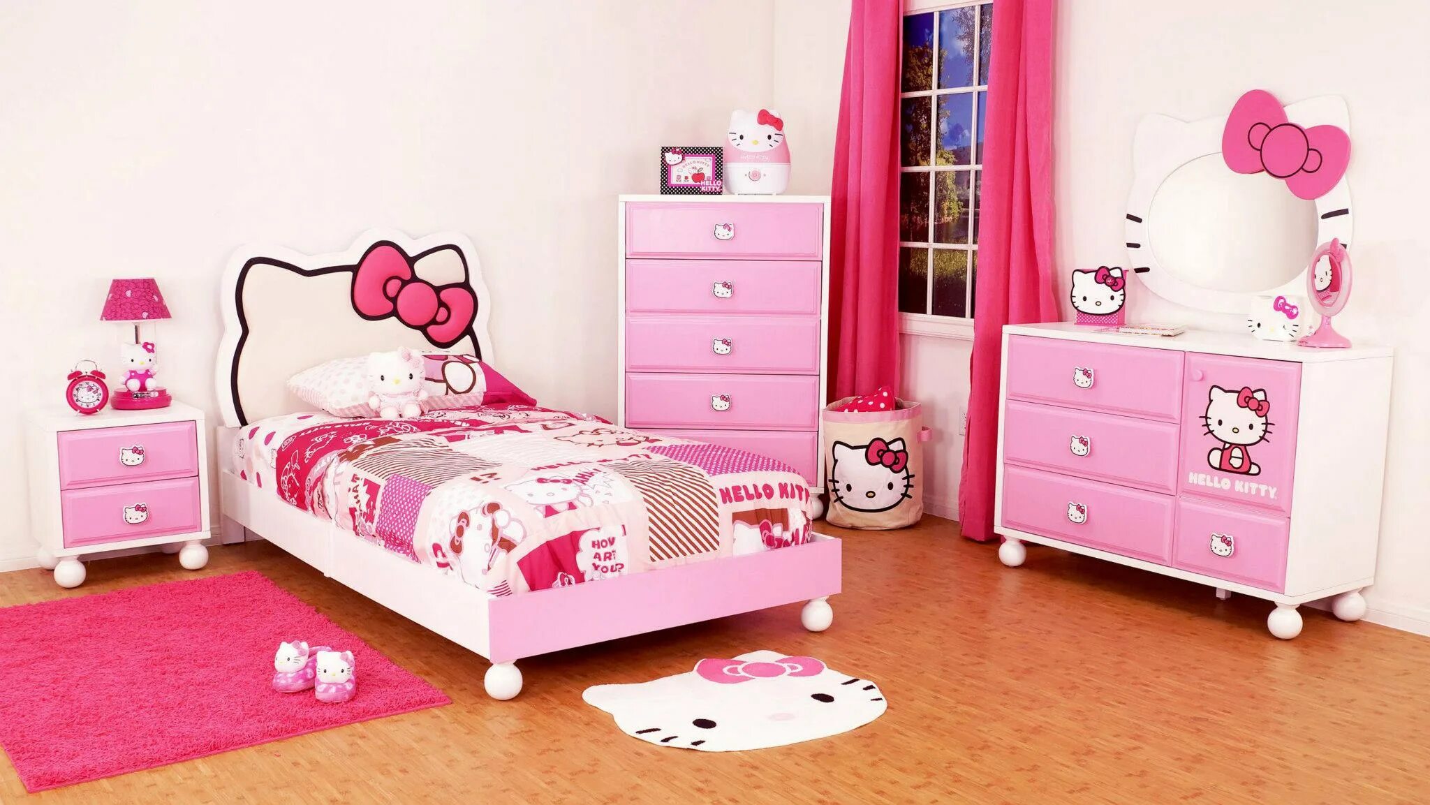 Девушка хеллоу китти. Хелло Китти комната. Розовое комната Хелоу Китти. Спальня Хеллоу Китти. Розовая комната Хеллоу Китти.