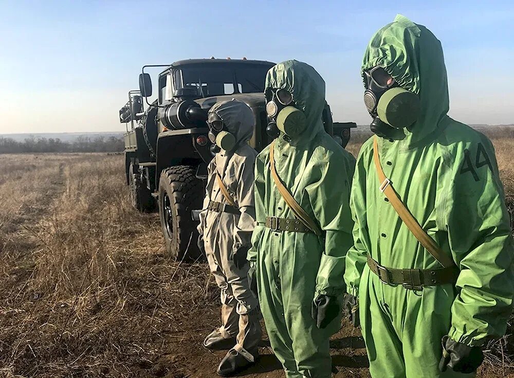 Химвойска. Химвойска. Комплект химзащиты армейский ратник. Хим войска рхбз. Химвойска.