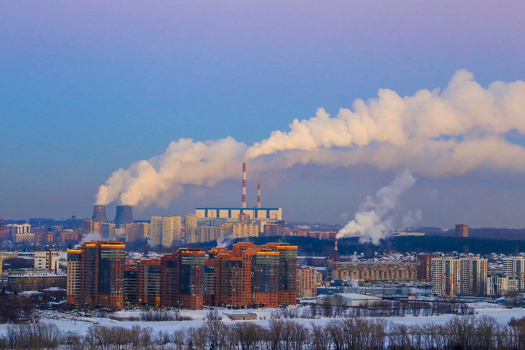 Муп энергия г новосибирска. Новосибирск с воздуха. Загрязнение Новосибирска. Загрязнение воздуха в Новосибирске. Загрязненный воздух города Новосибирск.