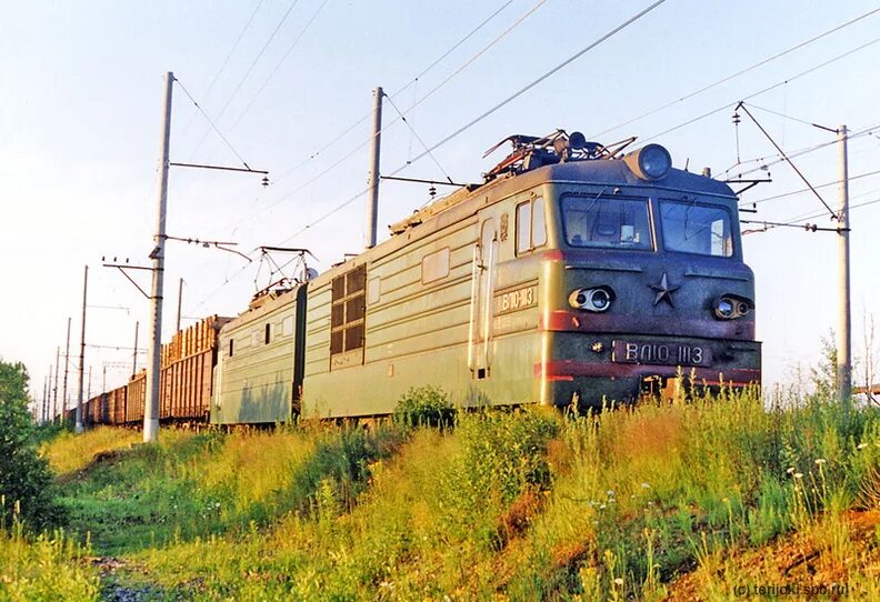 Памятник паровозу каменск-шахтинский. Верхний уфалей станция реалбаза. Ст верхняя. Ст верхняя. Станция хребет челябинская область.