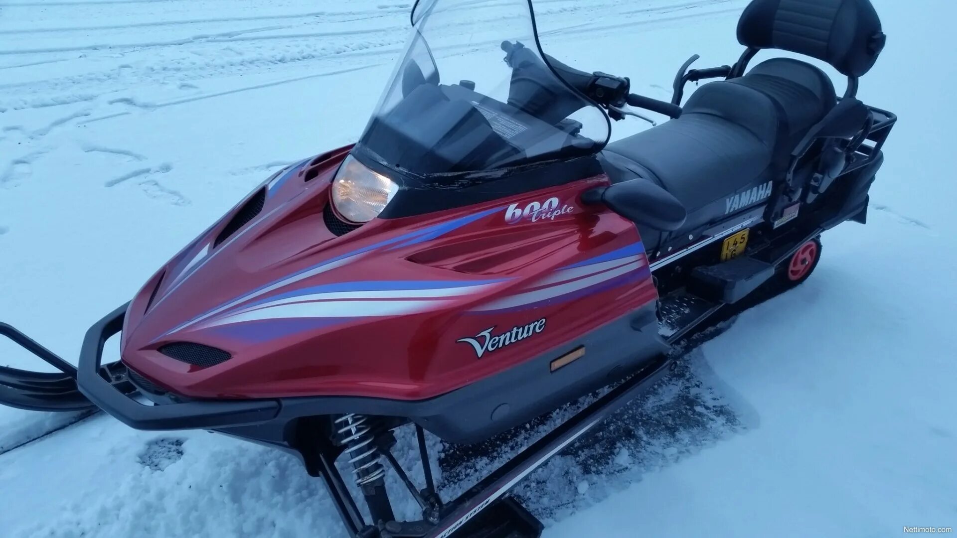 Купить снегоход в спб бу. Yamaha Venture 600. Ямаха Вентура 500. Снегоход Yamaha Venture 600. Ямаха Вентура 700 2000.