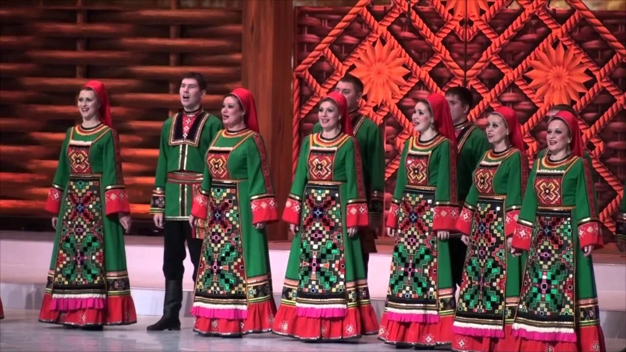 Ансамбль италмас танец. Ансамбль италмас ижевск состав. Италмас ансамбль мамонтов. Италмас танцы удмуртские. Ансамбль италмас ижевск состав.