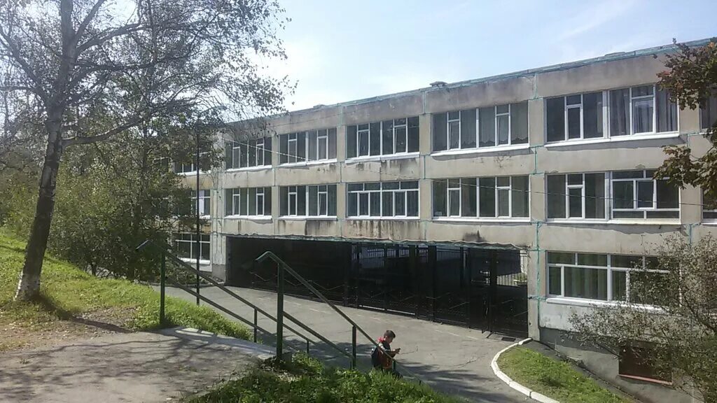 школы владивостока отзывы. владивосток школа №17. школа 57 владивосток. директор школы 39 владивосток. владивосток ул воропаева школа 41.