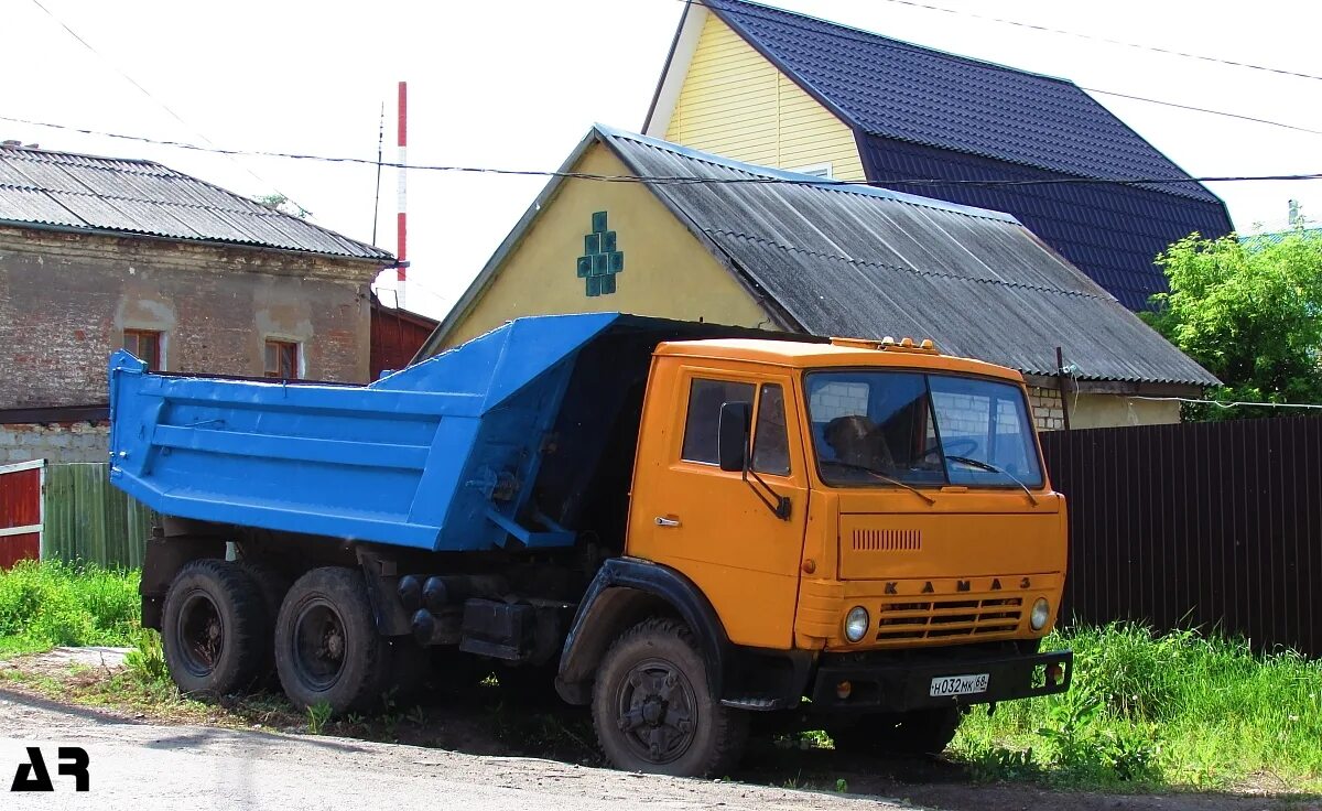 КАМАЗ 55111 зеленый. КАМАЗ 55111 самосвал зелёный. КАМАЗ самосвал 10т 55111. КАМАЗ 55111-15. Куплю камаз самосвал б у 55111