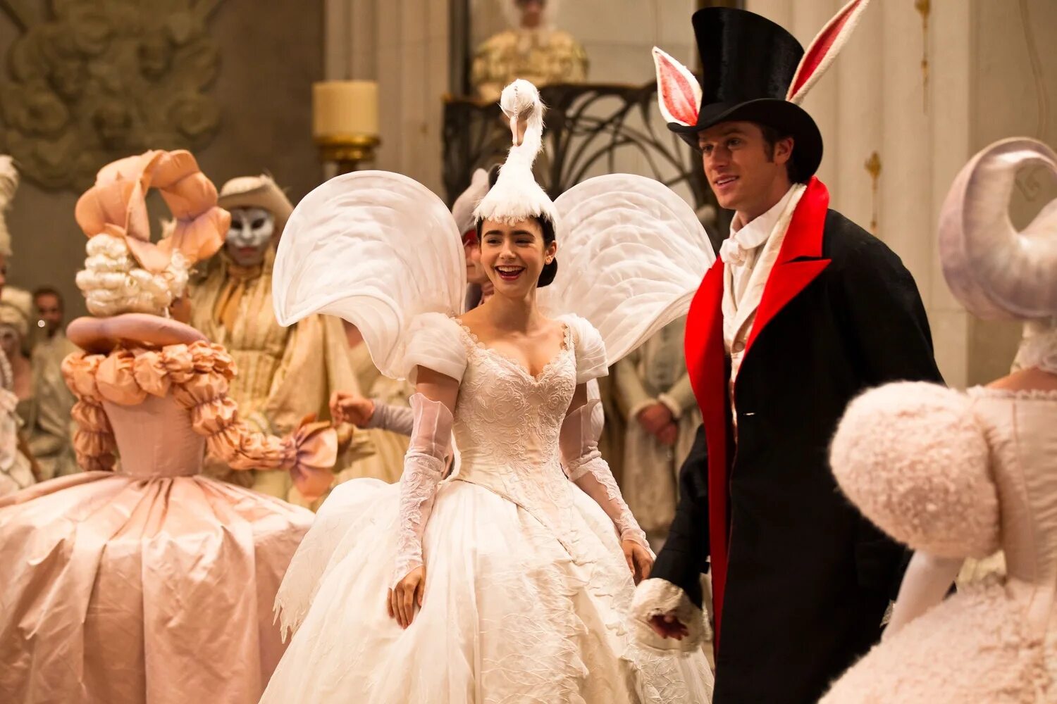 мести гномов. арми хаммер белоснежка. белоснежка и 7 гномов месть гномов. белоснежка: месть гномов (2012). арми хаммер белоснежка.