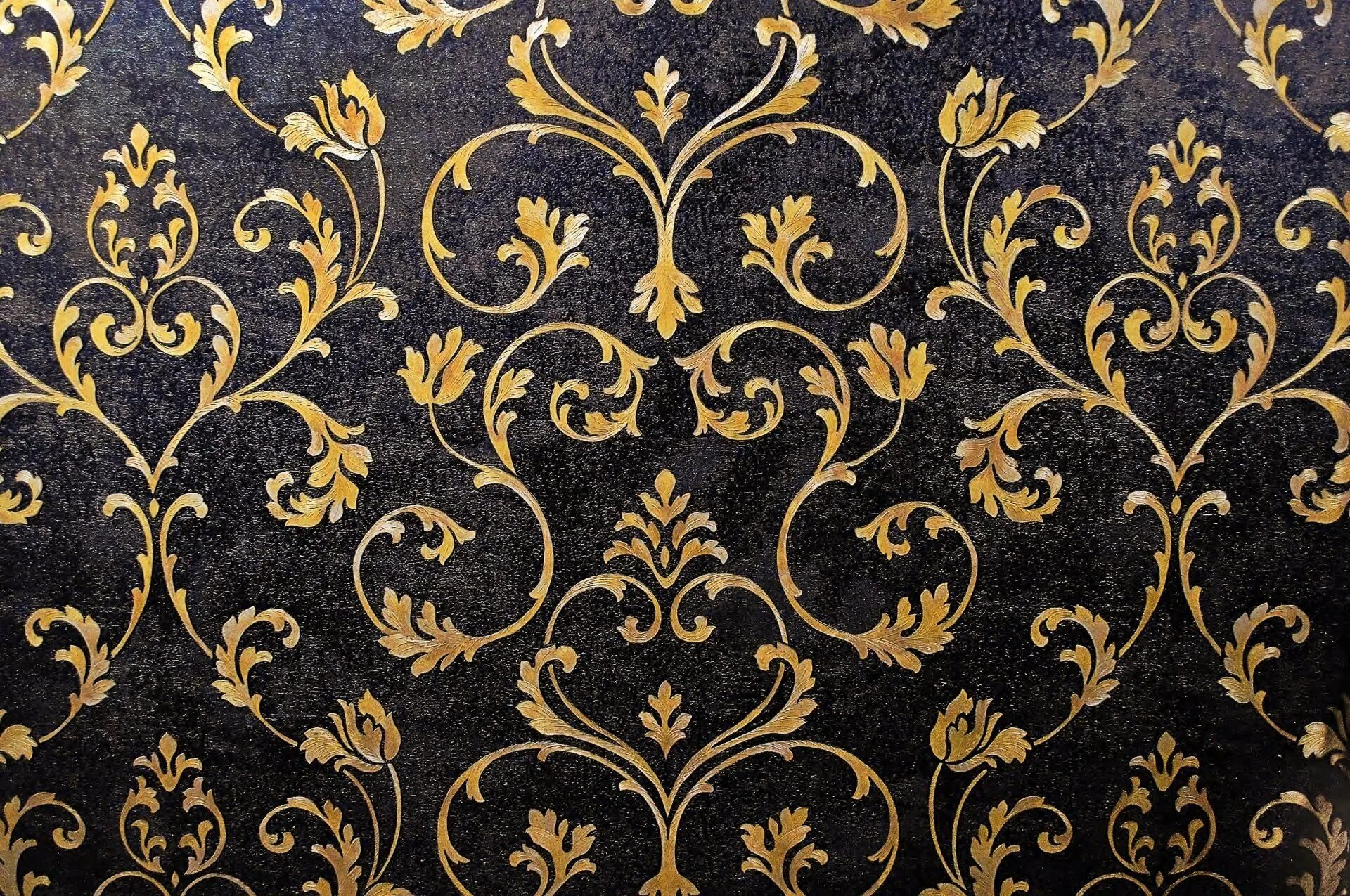 Королевское черное золото. Обои для стен текстура. Фон с узорами. Королевские узоры. Королевский орнамент.