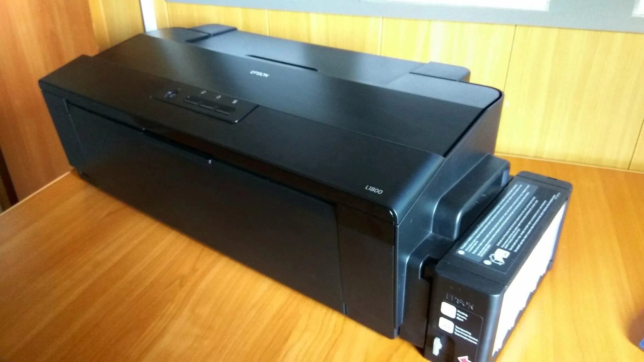 Epson l1800. Принтер Epson l1800. Принтер Epson а3 l1800. Принтер струйный Epson l1800.