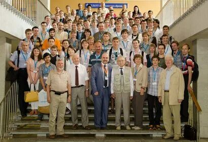 Академия 30