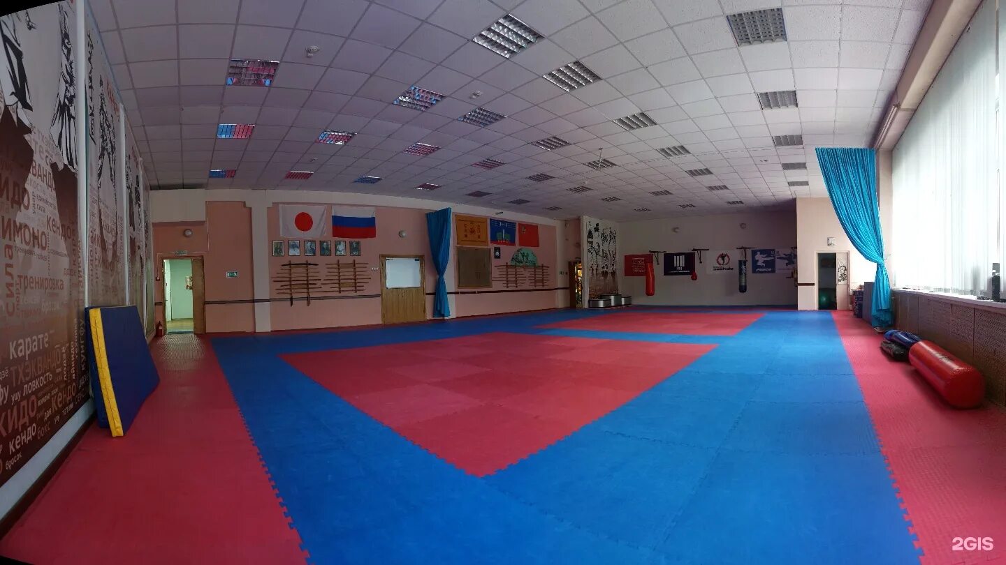 Спорт центр молодежный. Центр спорта молодёжный Красногорск. Красногорск ул.Пионерская 17а. Пионерская 17 Красногорск. Улица Пионерская 17 Красногорск.