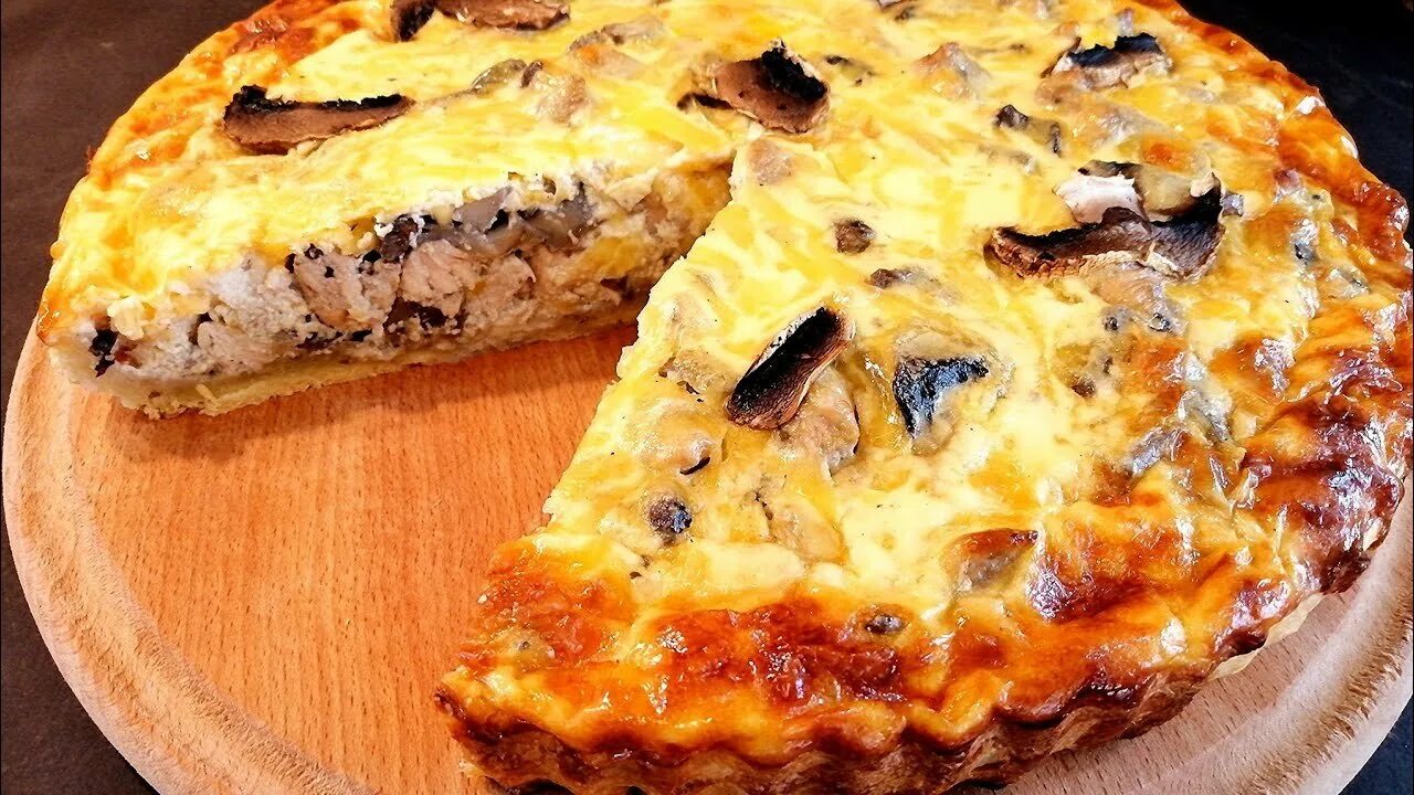 Киш на песочном тесте с курицей