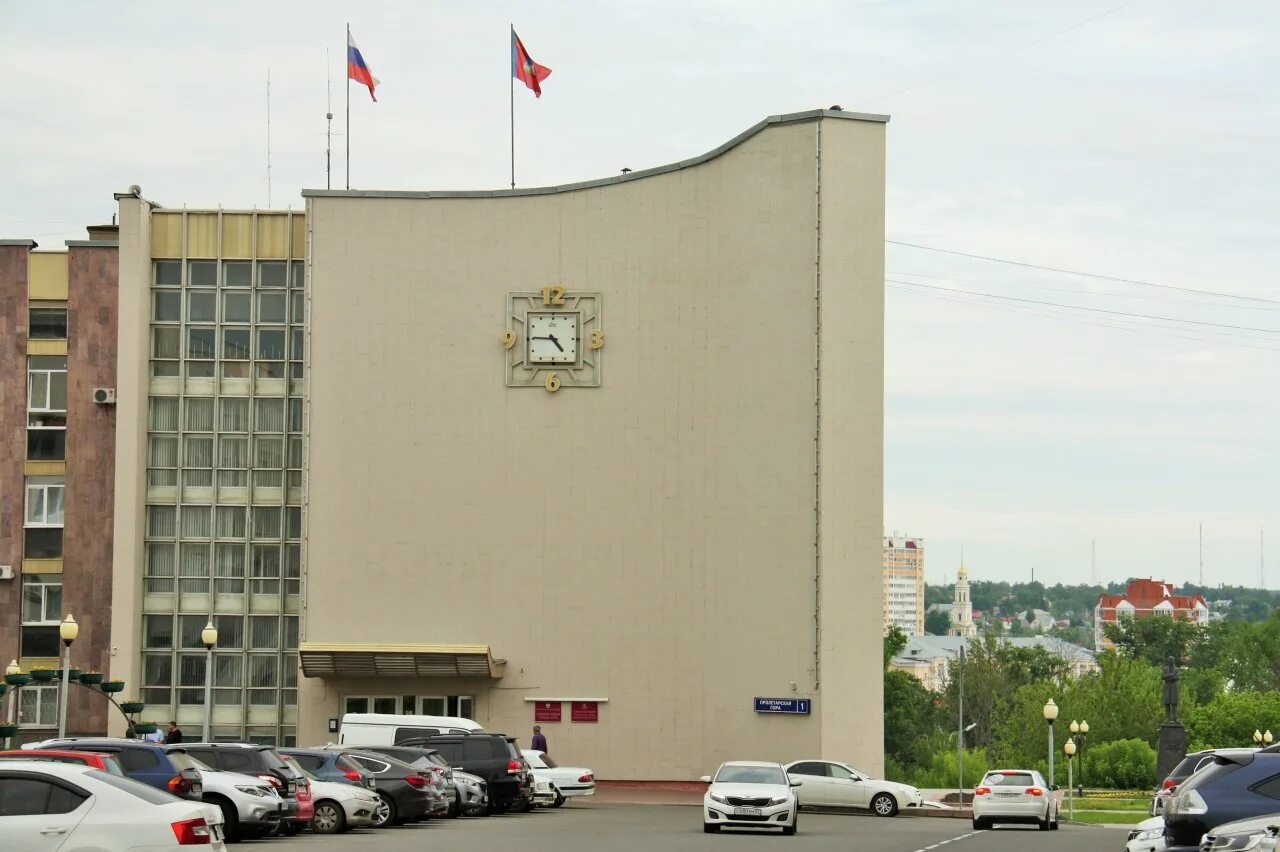 Администрация города орла. Горсовет Орел. Гор совет народных депутатов Орел. Орловский городской совет народных депутатов здание. Администрация орла телефоны