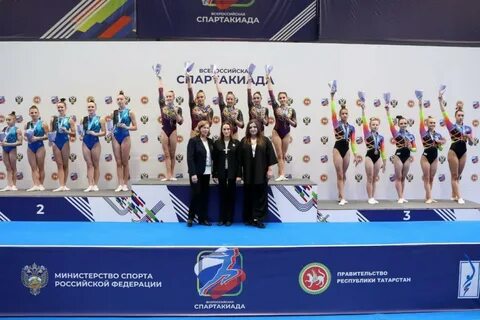 В чемпионате по гимнастике 28