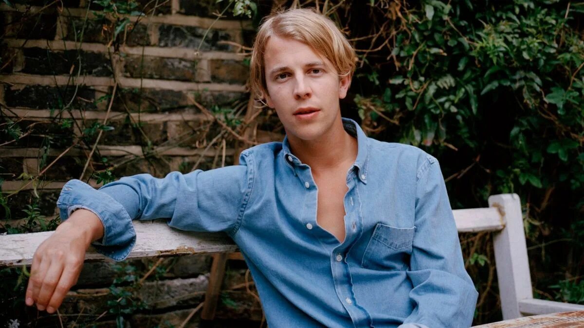 Tom odell friday. Tom Odell. Tom Peter Odell. Tom Odell 2023. Tom Odell фото.