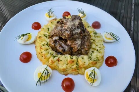 Холодная закуска из куриной печени с гарниром