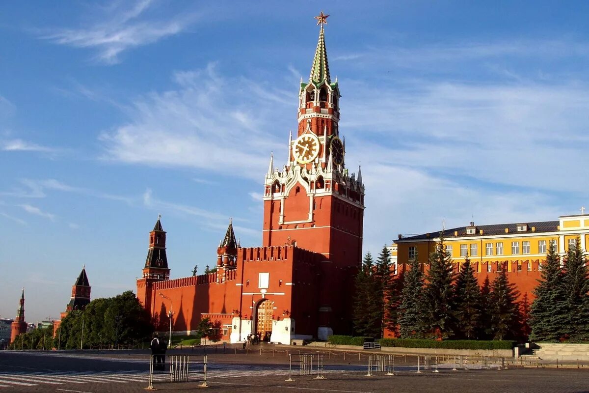 Спасская башня московского кремля фото. Красная площадь москва спасская башня. Москва. Спасская башня москва. Красная площадь кремль спасская башня.