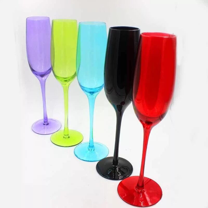 Пластиковые бокалы купить. Цветные пластиковые бокалы. Бокалы для шампанского разноцветные. Цветные бокалы для шампанского. Фужеры из цветного пластика.