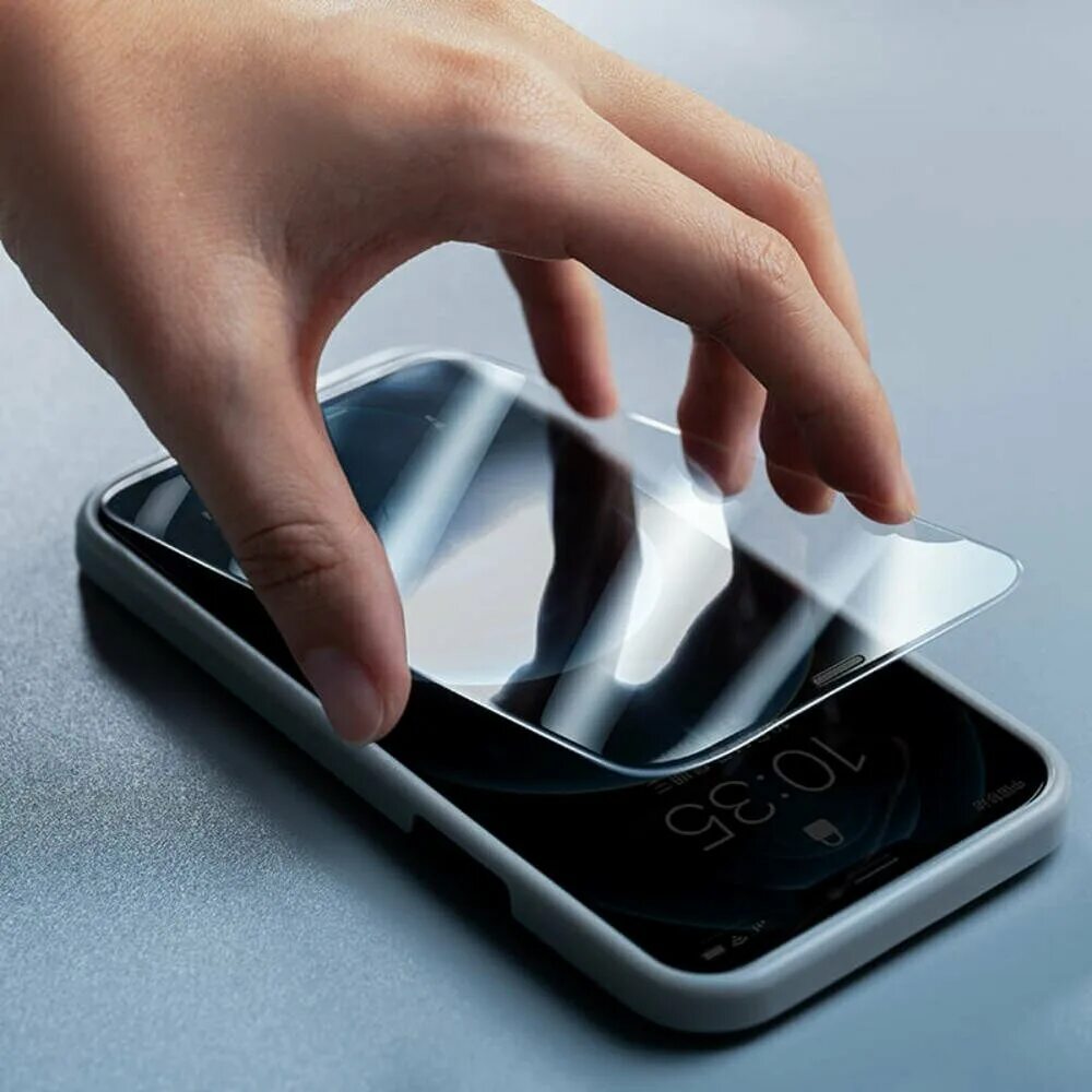 Защитные стекла для смартфонов. Защитное стекло media gadget 2. Защитное стекло media gadget 2. Защитный экран для телефона. Защитное стекло на айфон 5.